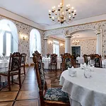 Manor (adults Only) * Padise