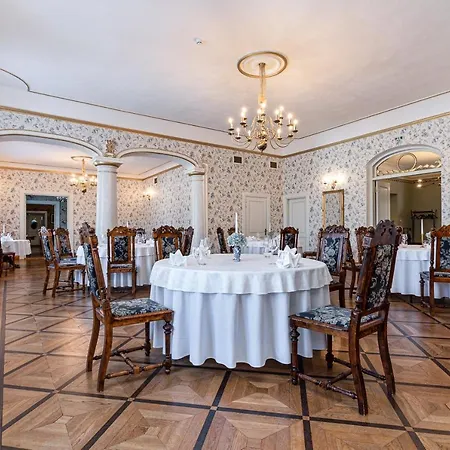 Padise Manor (Adults Only) *