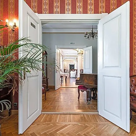 Manor (adults Only)