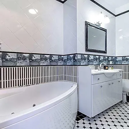 Villa Manor (adults Only) *