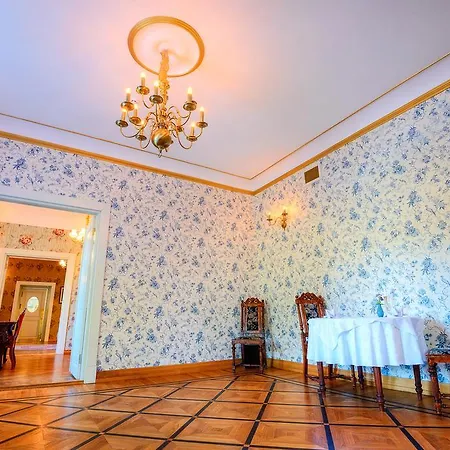 Padise Manor (Adults Only) *