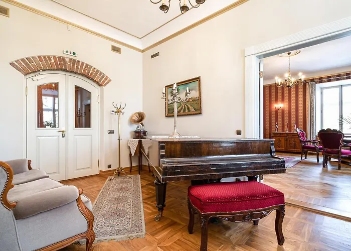 Manor (adults Only) Villa Padise