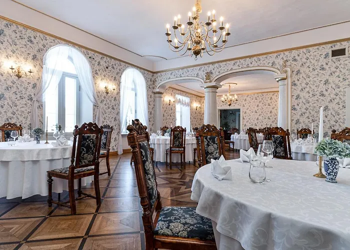 Manor (adults Only) * Padise