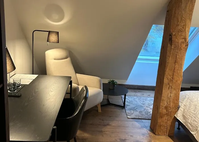 Manor (adults Only) * Padise