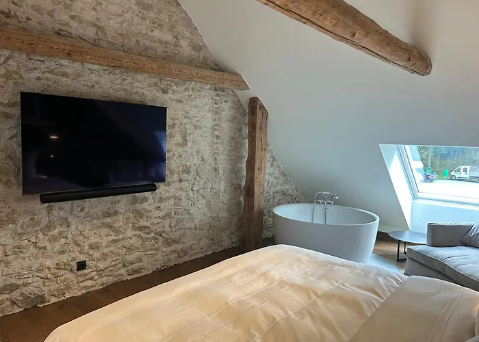 Manor (adults Only) * Padise