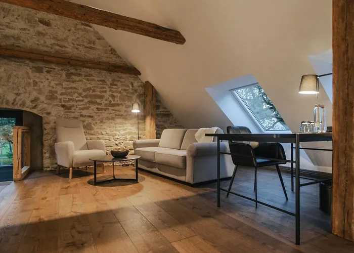 Manor (adults Only) Padise