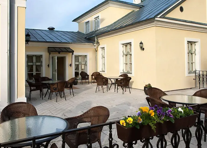 Manor (adults Only) * Padise