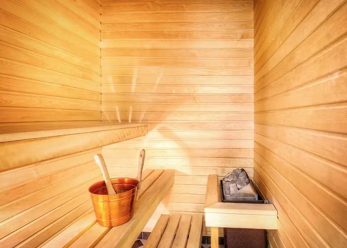 Manor (adults Only) * Padise